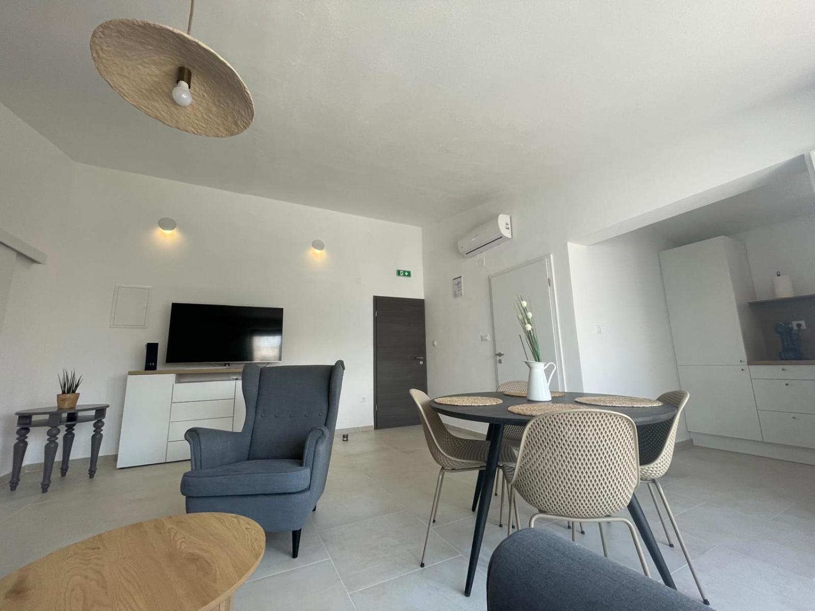 Apartments Ula Vodice Exterior photo